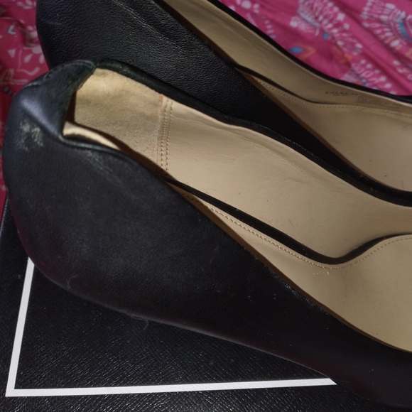 Coach pumps size 10 pre-owned - Picture 2 of 5